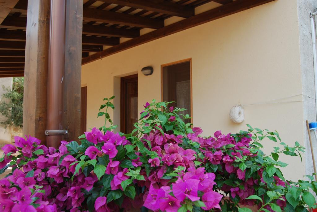 Baglio Montoleone Villa กัสเตลลุซโซ ห้อง รูปภาพ